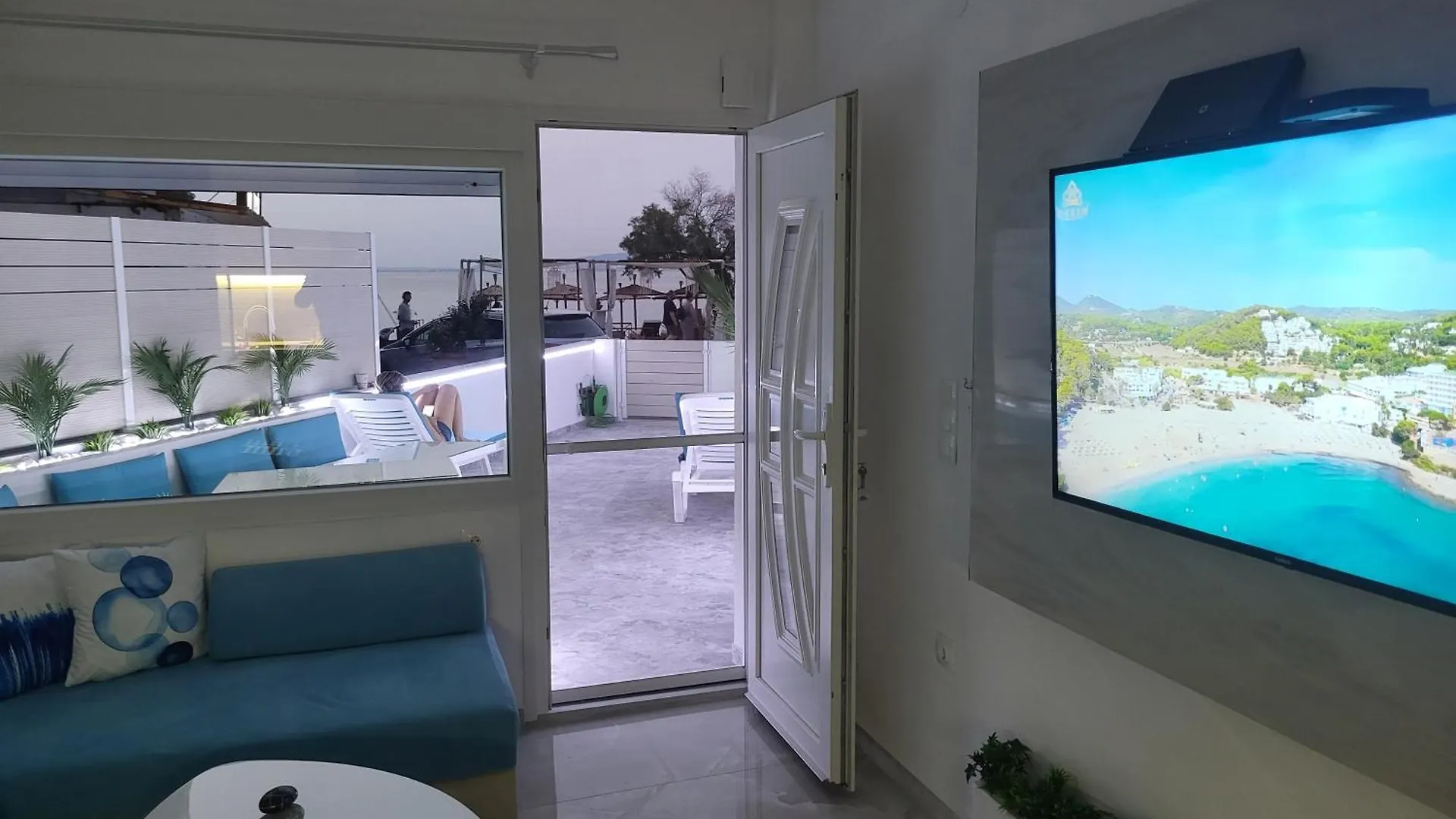 Sun Sea No 7 First Line Apartment Peraia